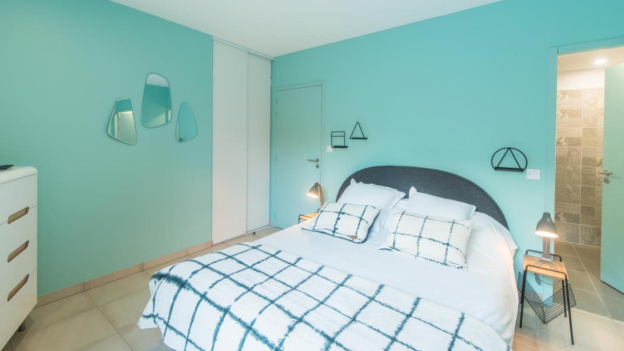 Côté Jardin avec Jacuzzi Privatif et parking privé Sarlat-la-Canéda Exterior foto