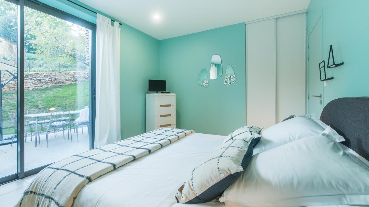 Côté Jardin avec Jacuzzi Privatif et parking privé Sarlat-la-Canéda Exterior foto