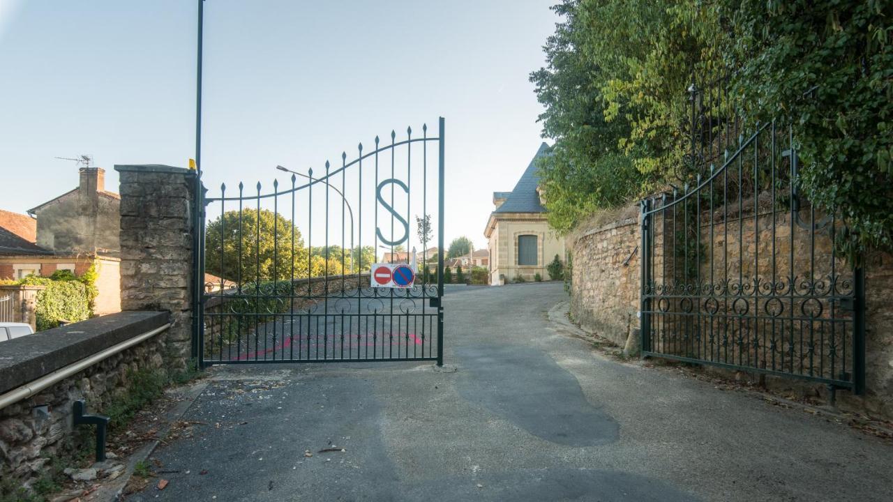 Côté Jardin avec Jacuzzi Privatif et parking privé Sarlat-la-Canéda Exterior foto